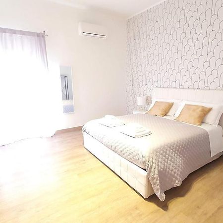 Twin Room Apulia Accommodation - Bari Policlinico エクステリア 写真