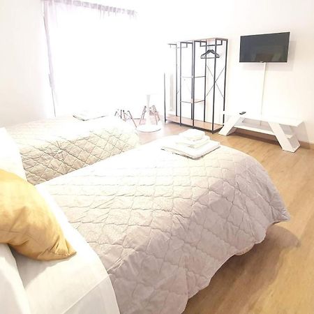Twin Room Apulia Accommodation - Bari Policlinico エクステリア 写真