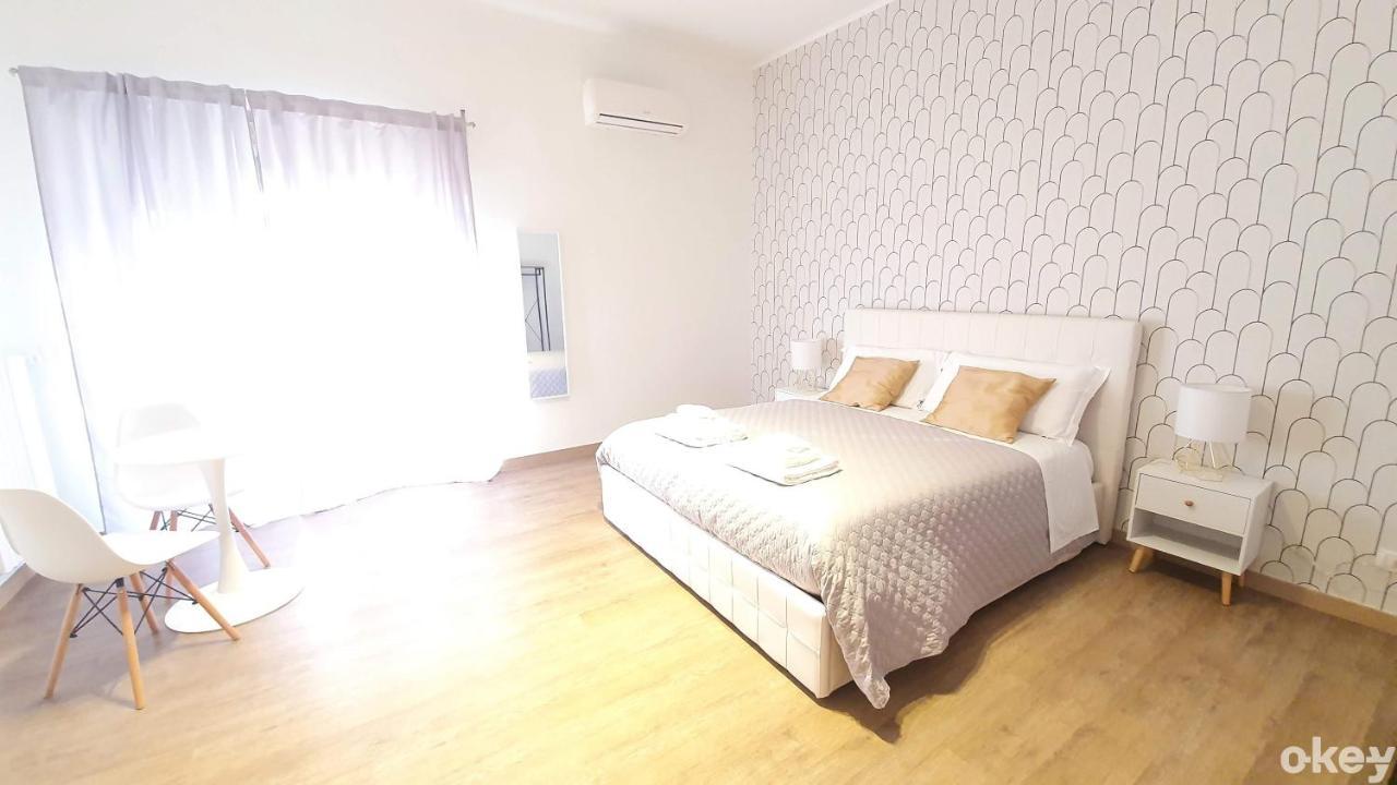 Twin Room Apulia Accommodation - Bari Policlinico エクステリア 写真