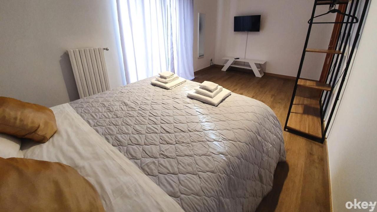Twin Room Apulia Accommodation - Bari Policlinico エクステリア 写真