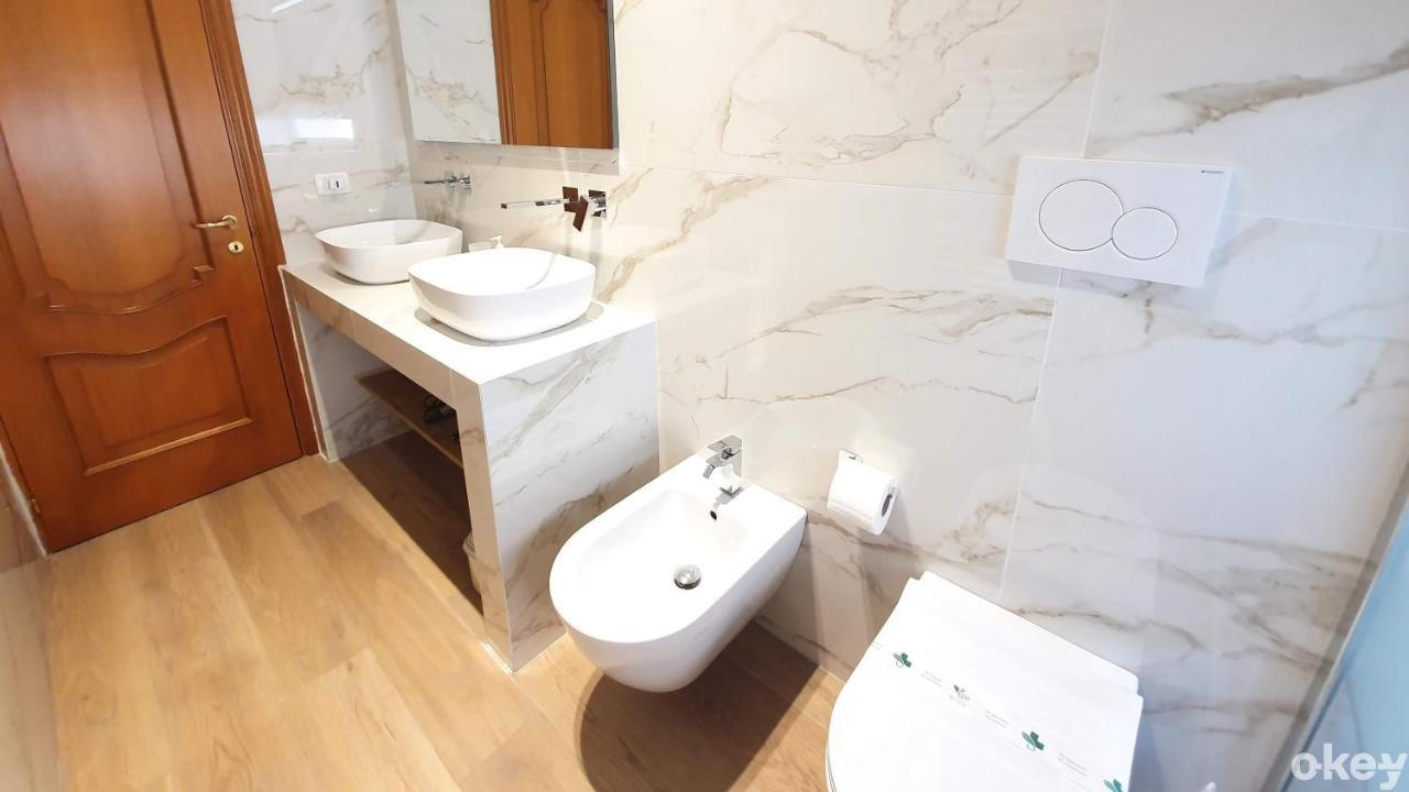 Twin Room Apulia Accommodation - Bari Policlinico エクステリア 写真
