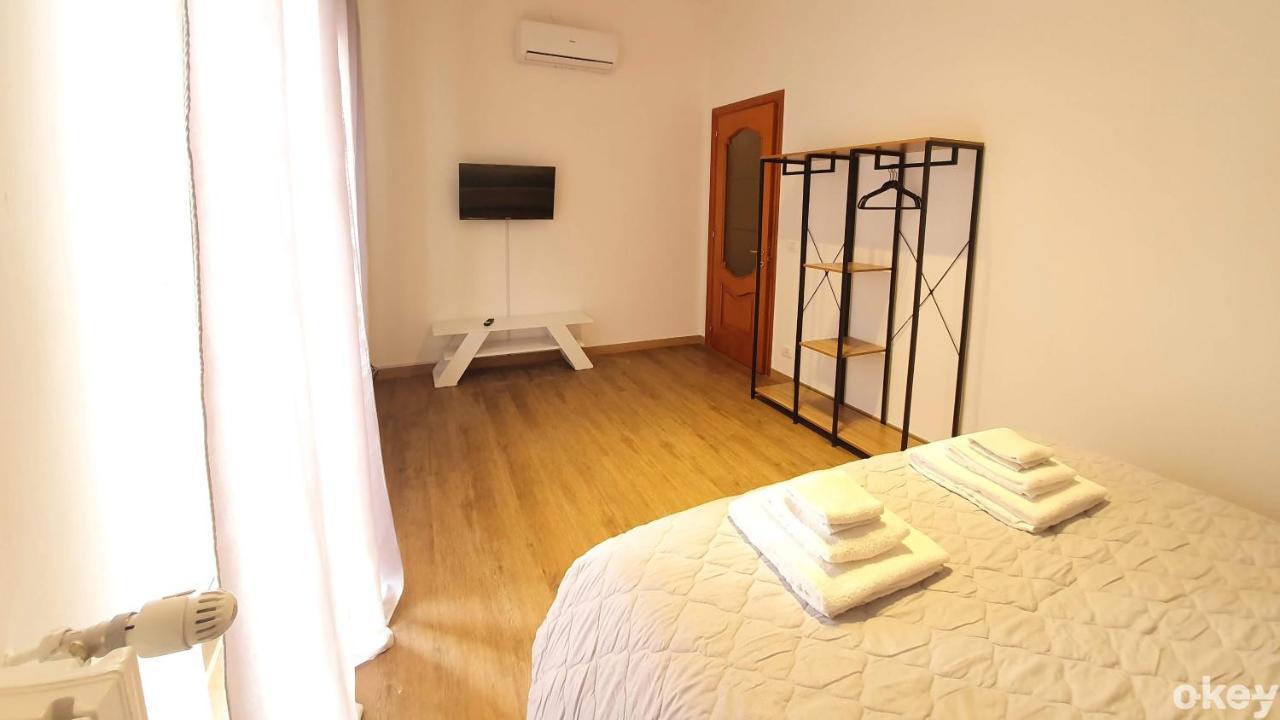 Twin Room Apulia Accommodation - Bari Policlinico エクステリア 写真